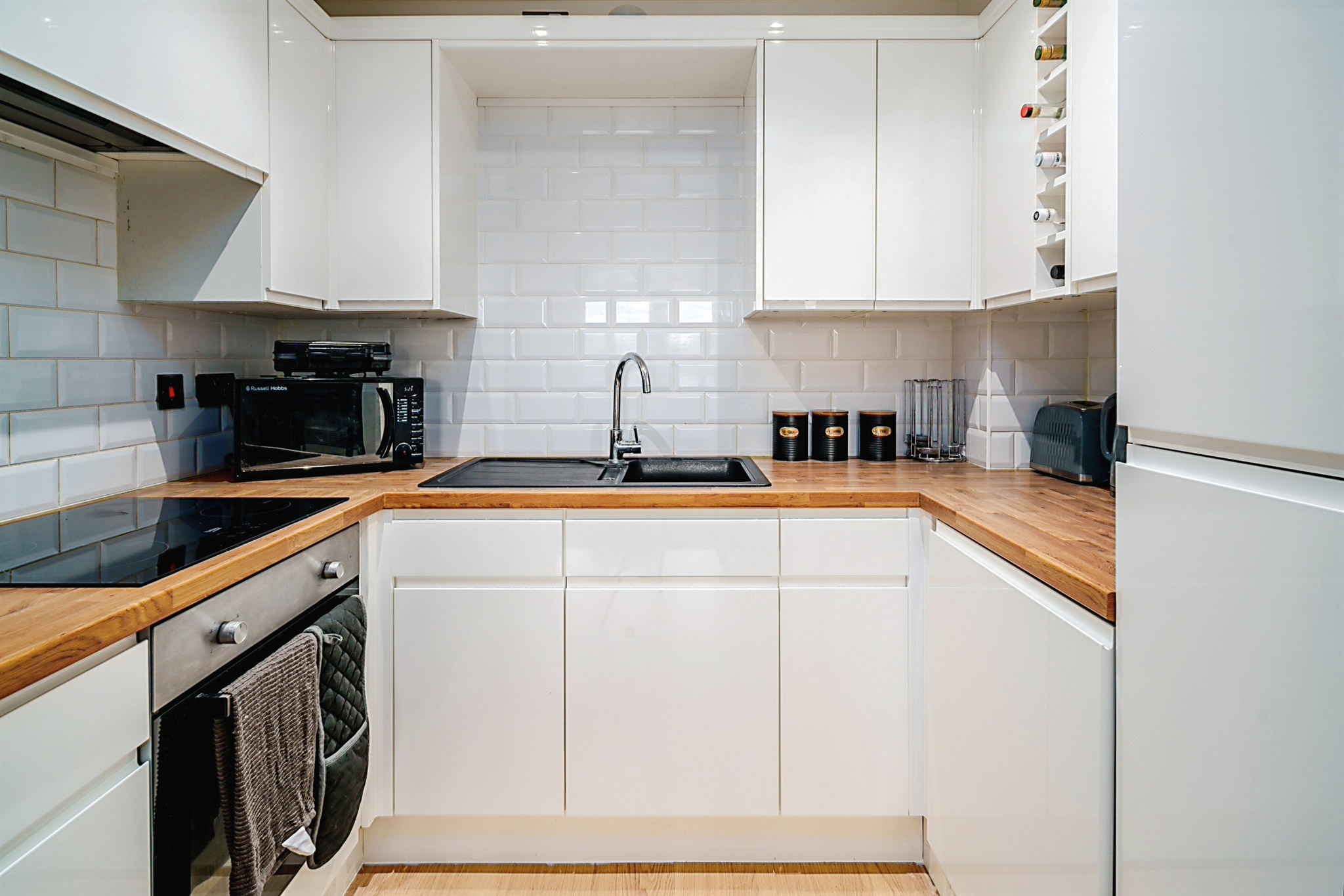 Flat 76, Mill Court, Edinburgh Gate, Harlow photo 4