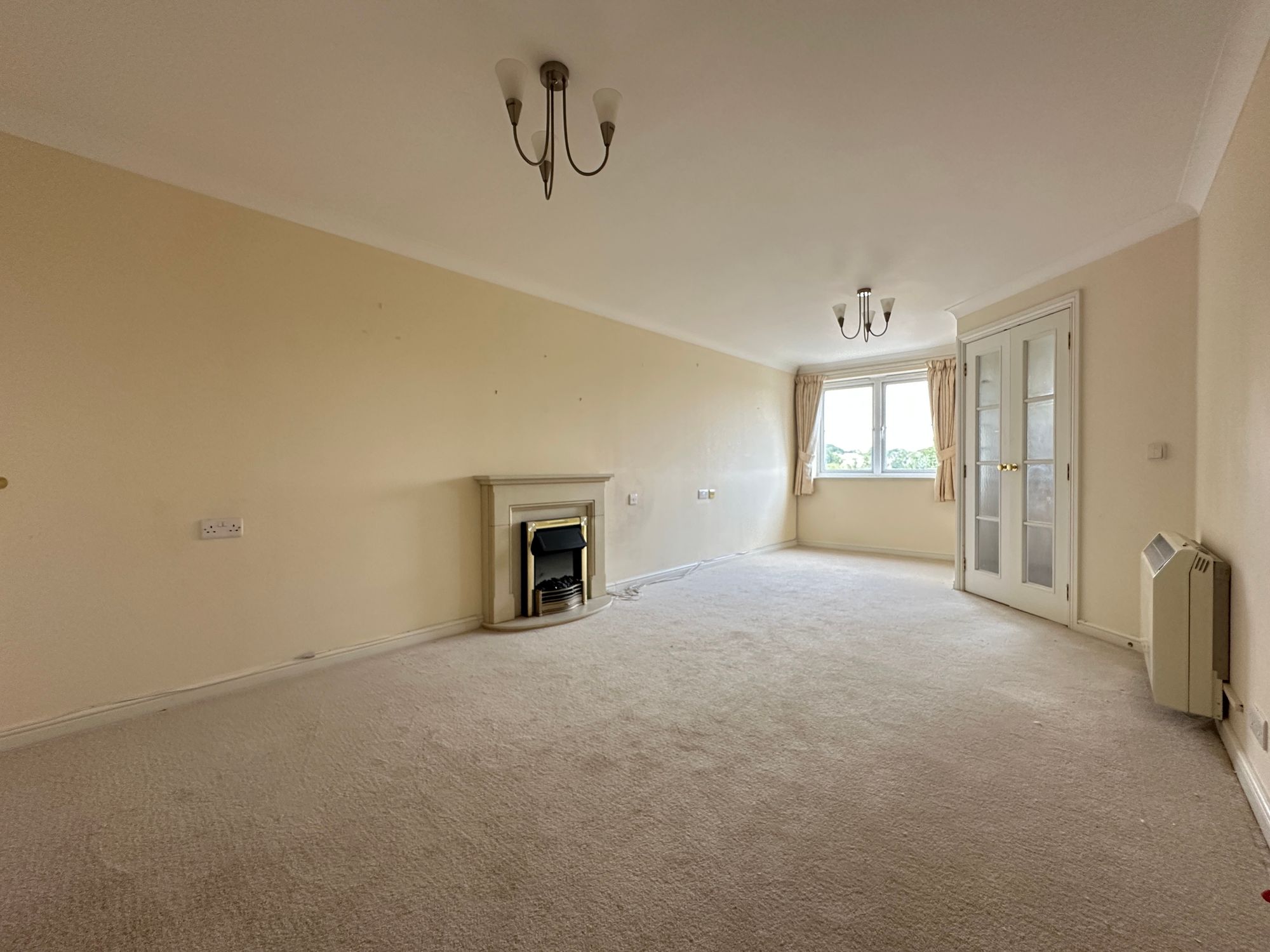 Apt 24, Southwood Court Southend Road, Billericay photo 3