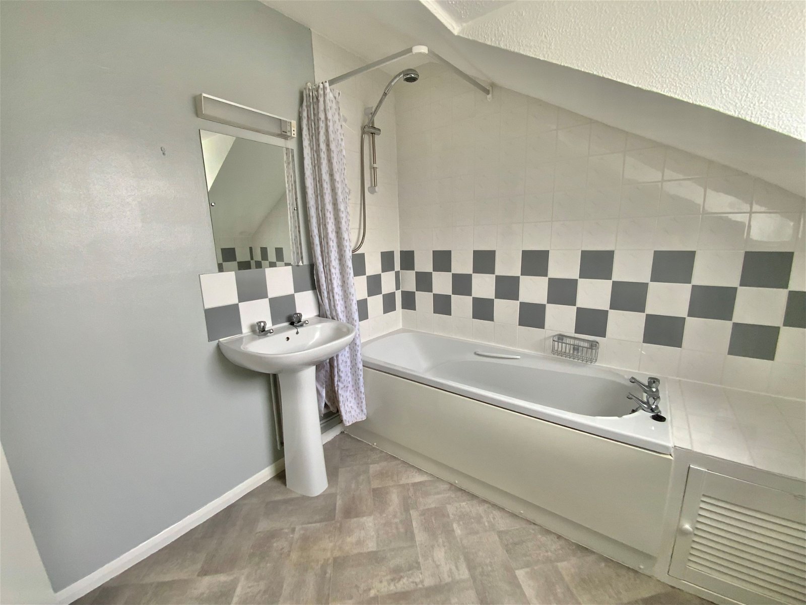 Photos of Glebeland Way, Torquay TQ2 67248806 PrimeLocation