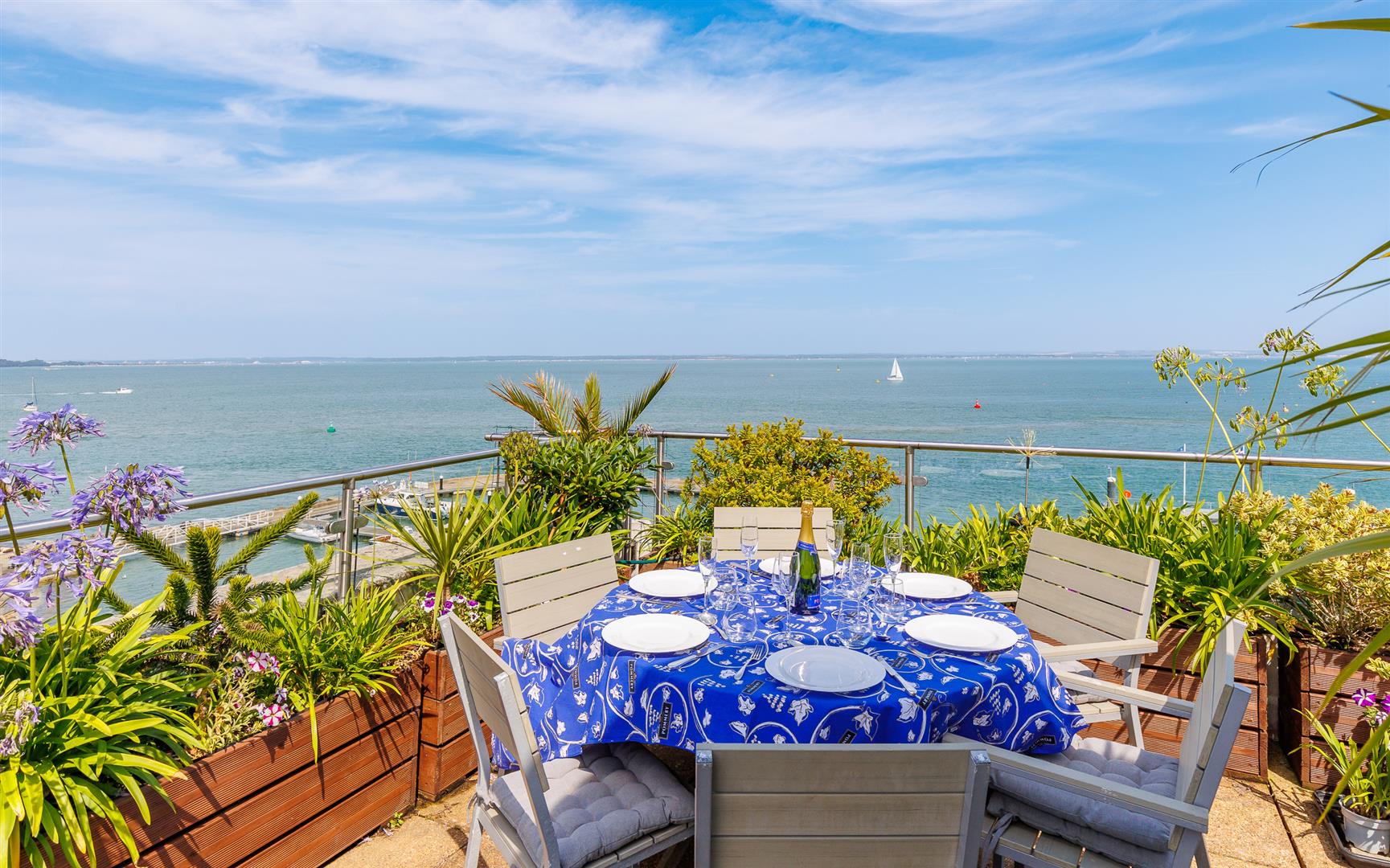 3 bedroom flat for sale 0