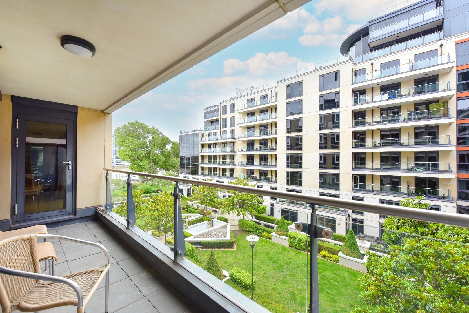 Flat 21, Marina Point, Lensbury Avenue, London photo 4