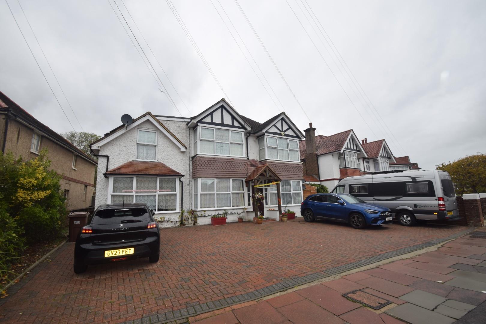 6, 17, Rosebery Avenue, Eastbourne photo 5