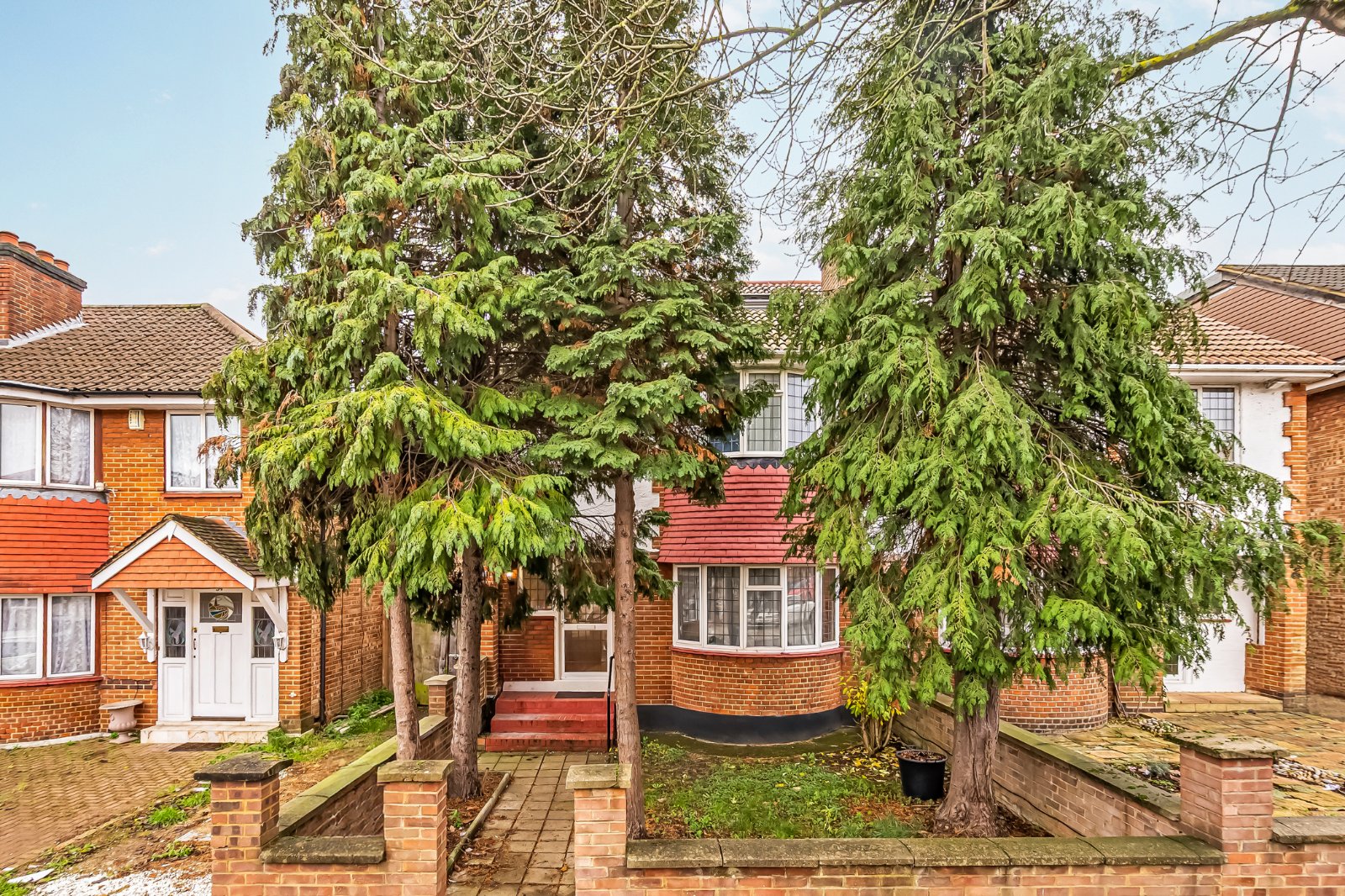 3 bedroom detached house for sale in Lewes