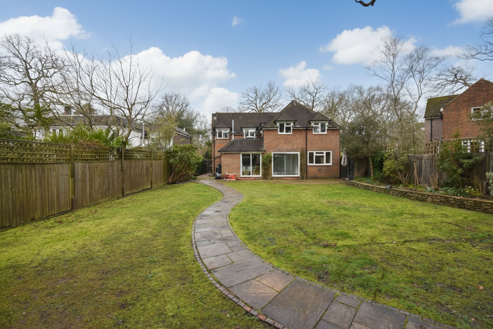 1 Gordon Road, Eastleigh photo 4