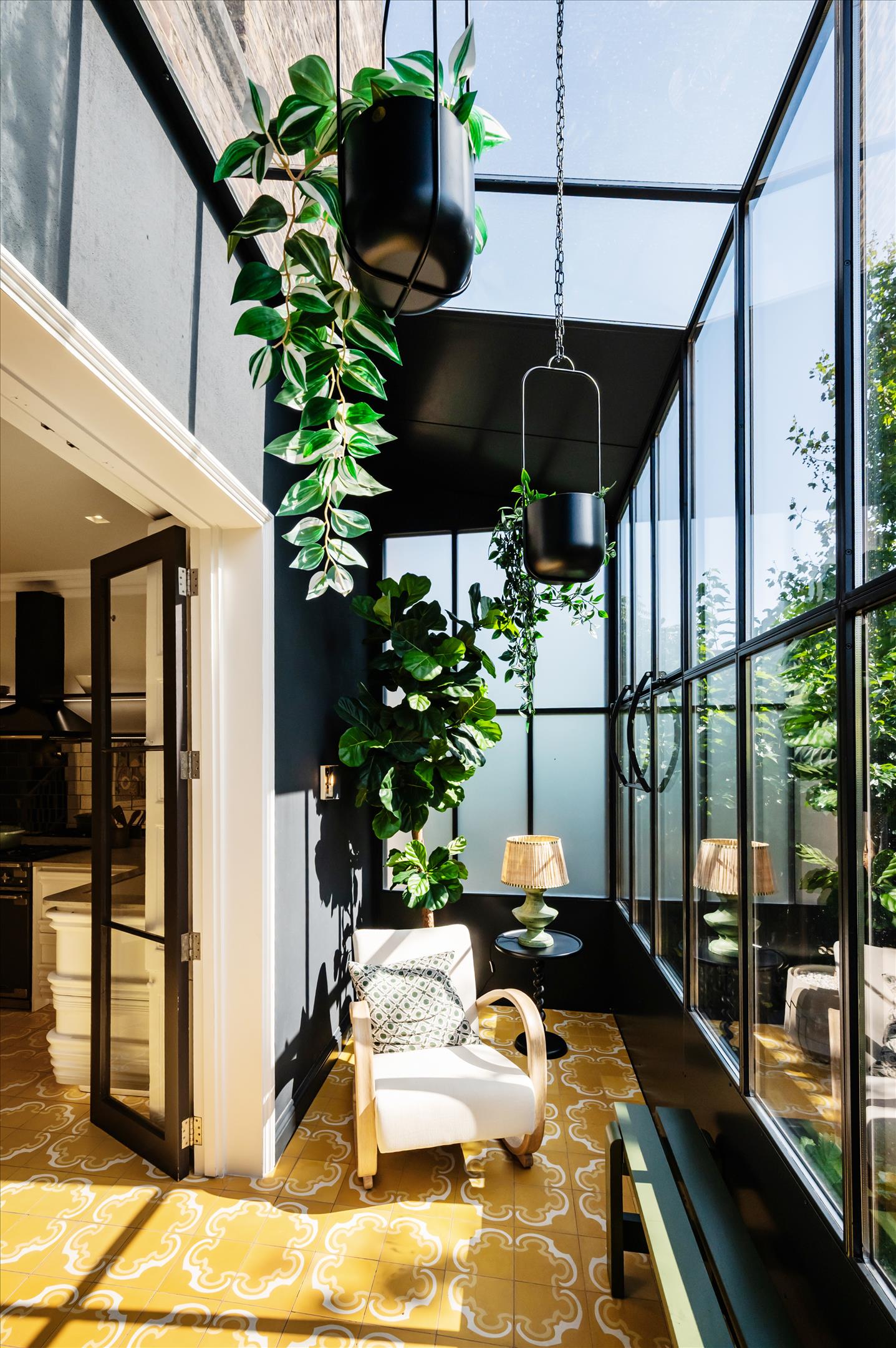 5 bedroom semi-detached house for sale 0