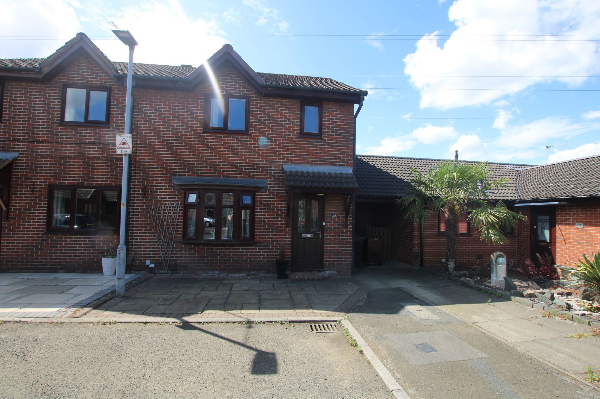 16 Howe Bridge Close, Manchester photo 3