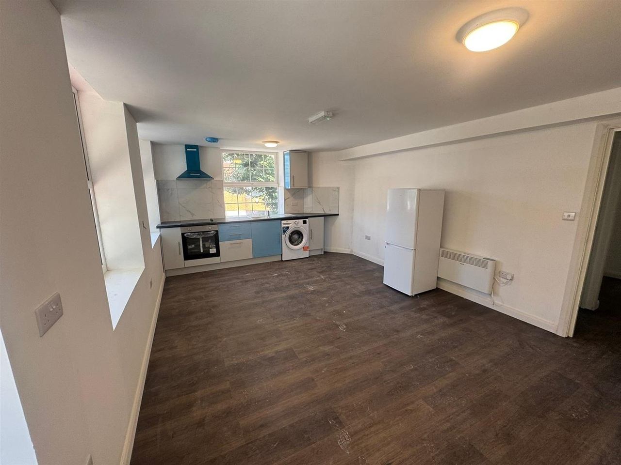 Flat 1, 63b High Street, Ruislip photo 5
