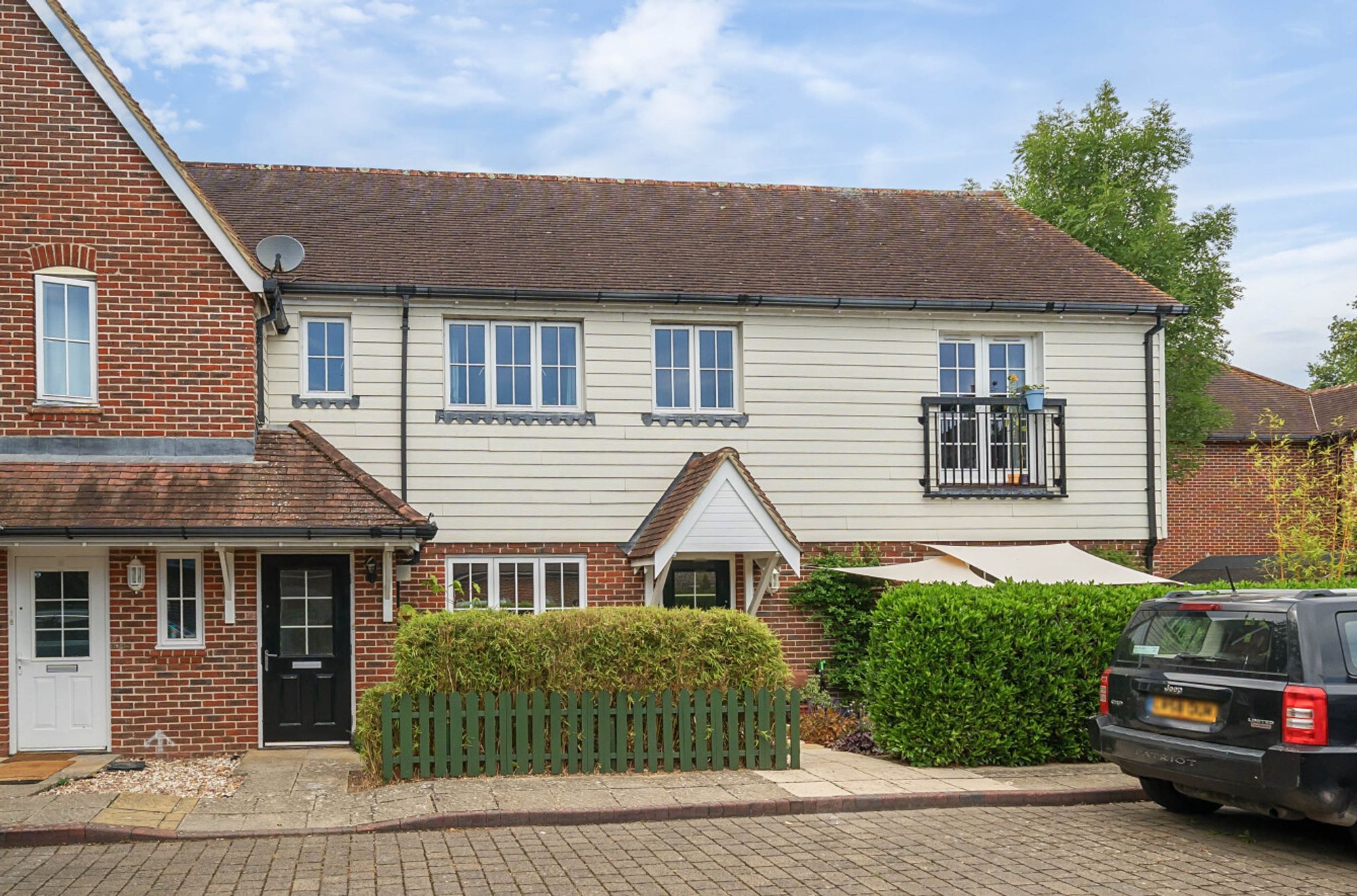 2-bed flat on 7, Wealden Drive, Westhampnett, £137,500