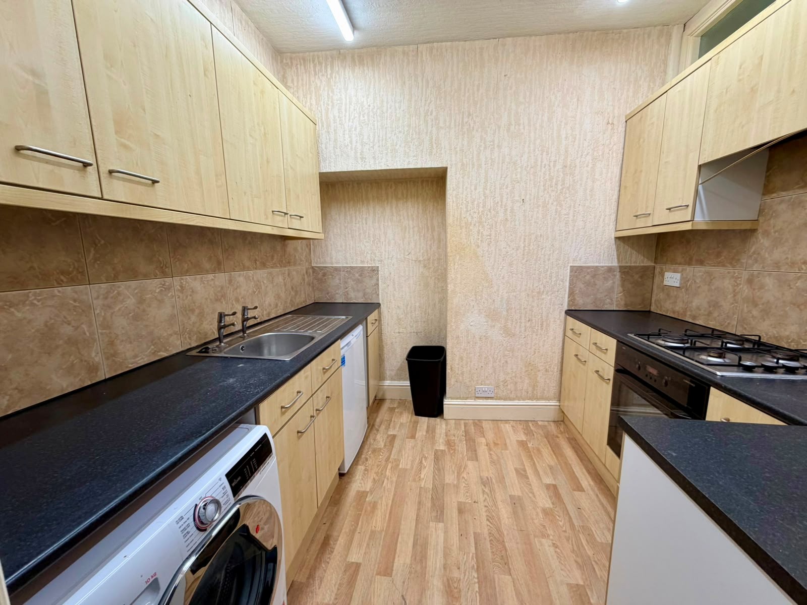 1-bed flat on 59a, Newland Avenue, HULL, £600/mo