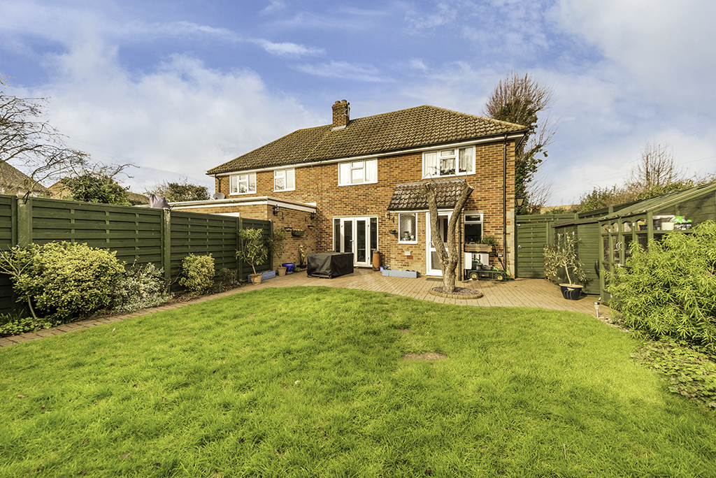3 Bedrooms Semi-detached house for sale in Park Lane, Puckeridge, Ware SG11