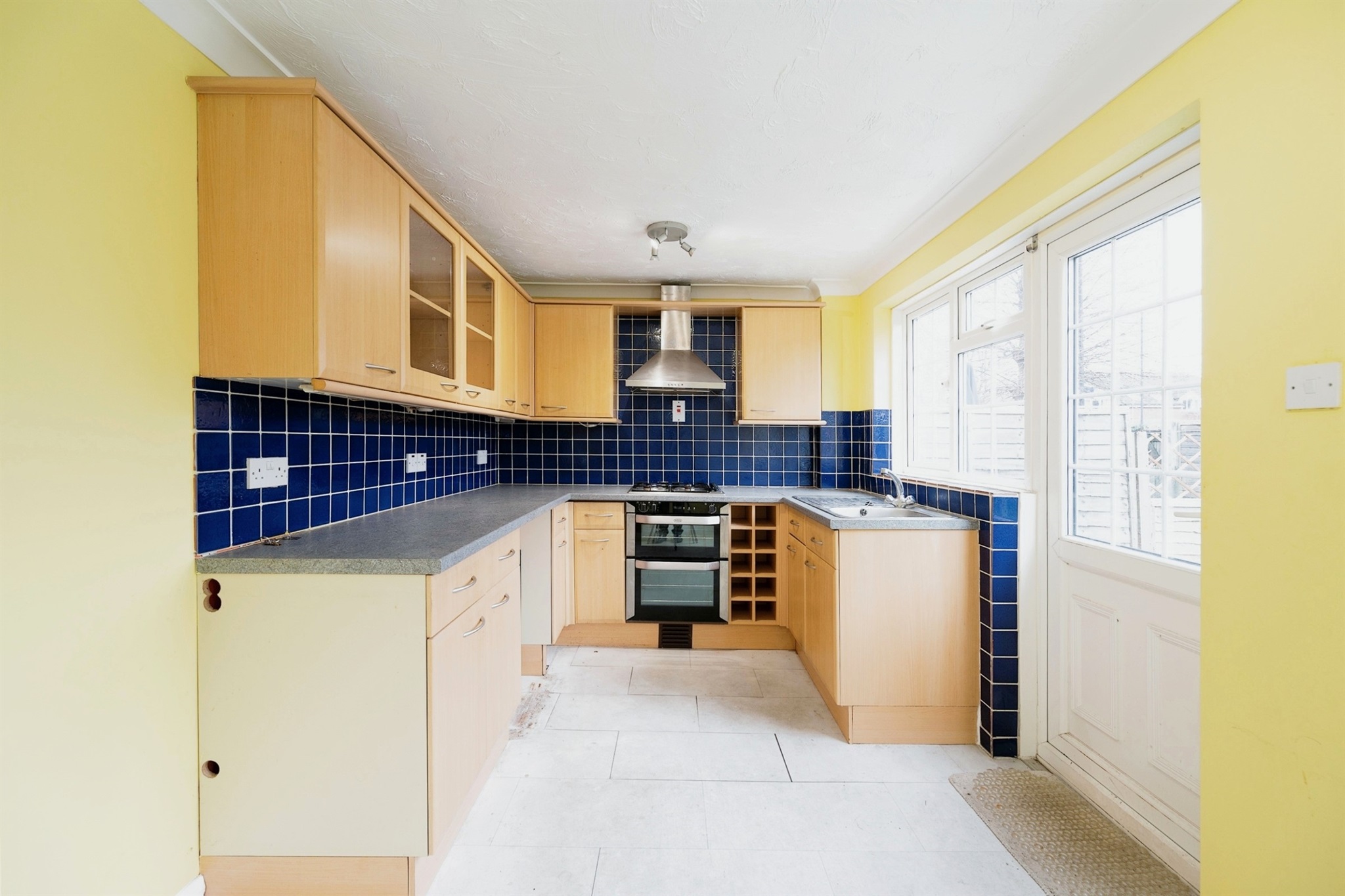 Photos of Freshfield Gardens, Waterlooville PO7 66294159 PrimeLocation