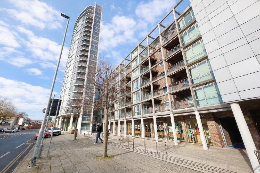 41, Portsmouth photo 4