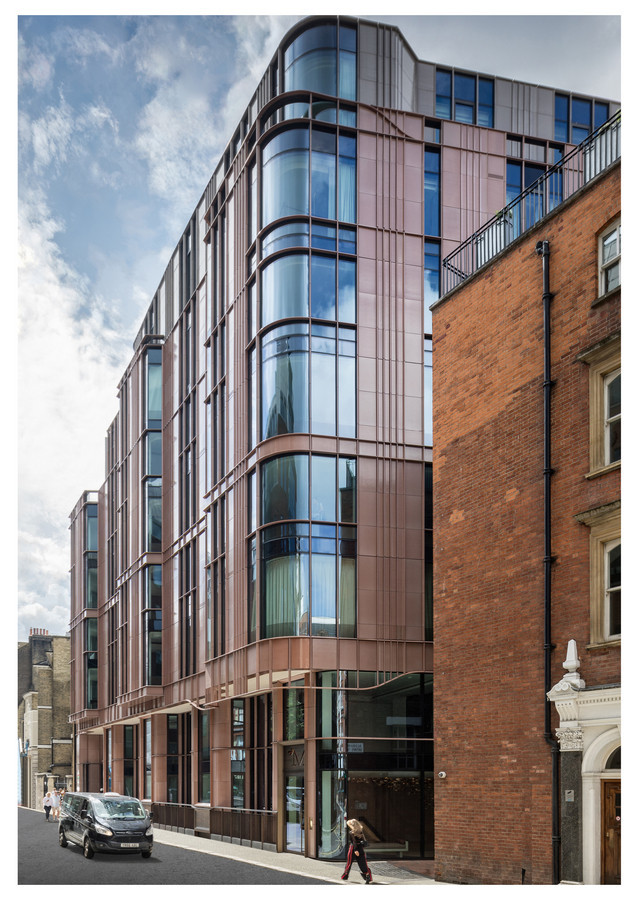 3 bedroom flat for sale 0