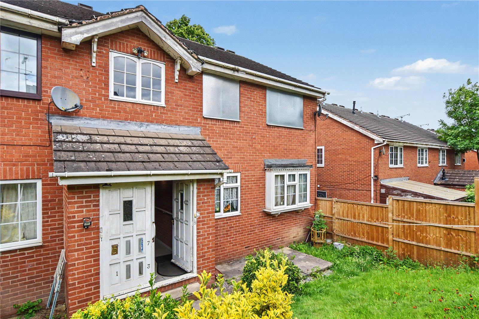 7, Sycamore Fold, West Yorkshire photo 3