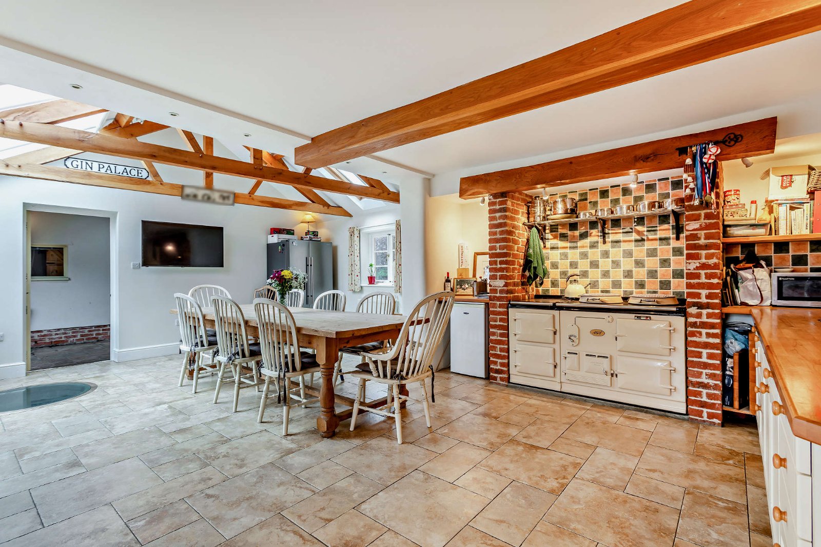 7 bedroom detached house for sale 0