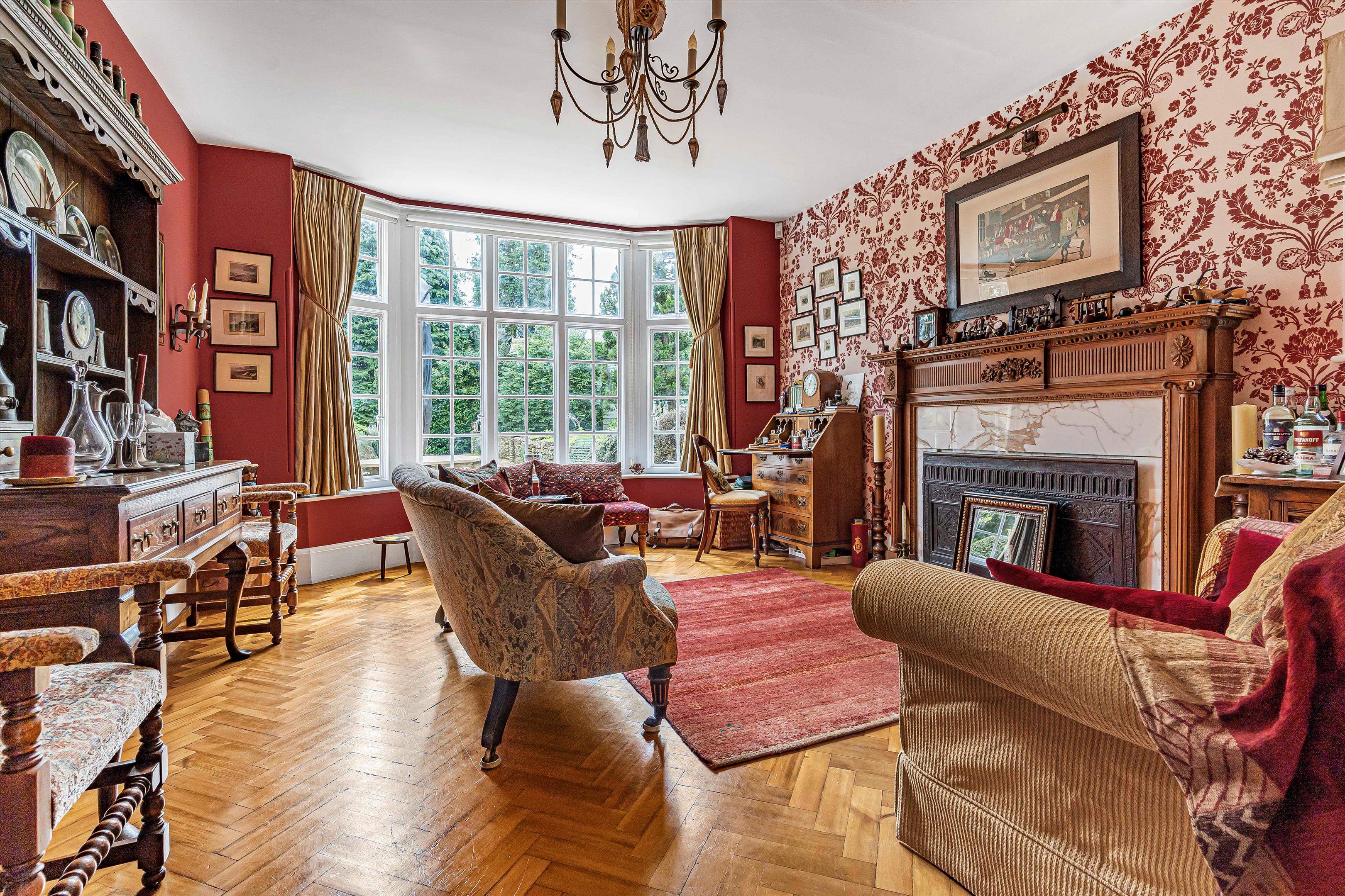 5 bedroom detached house for sale 0