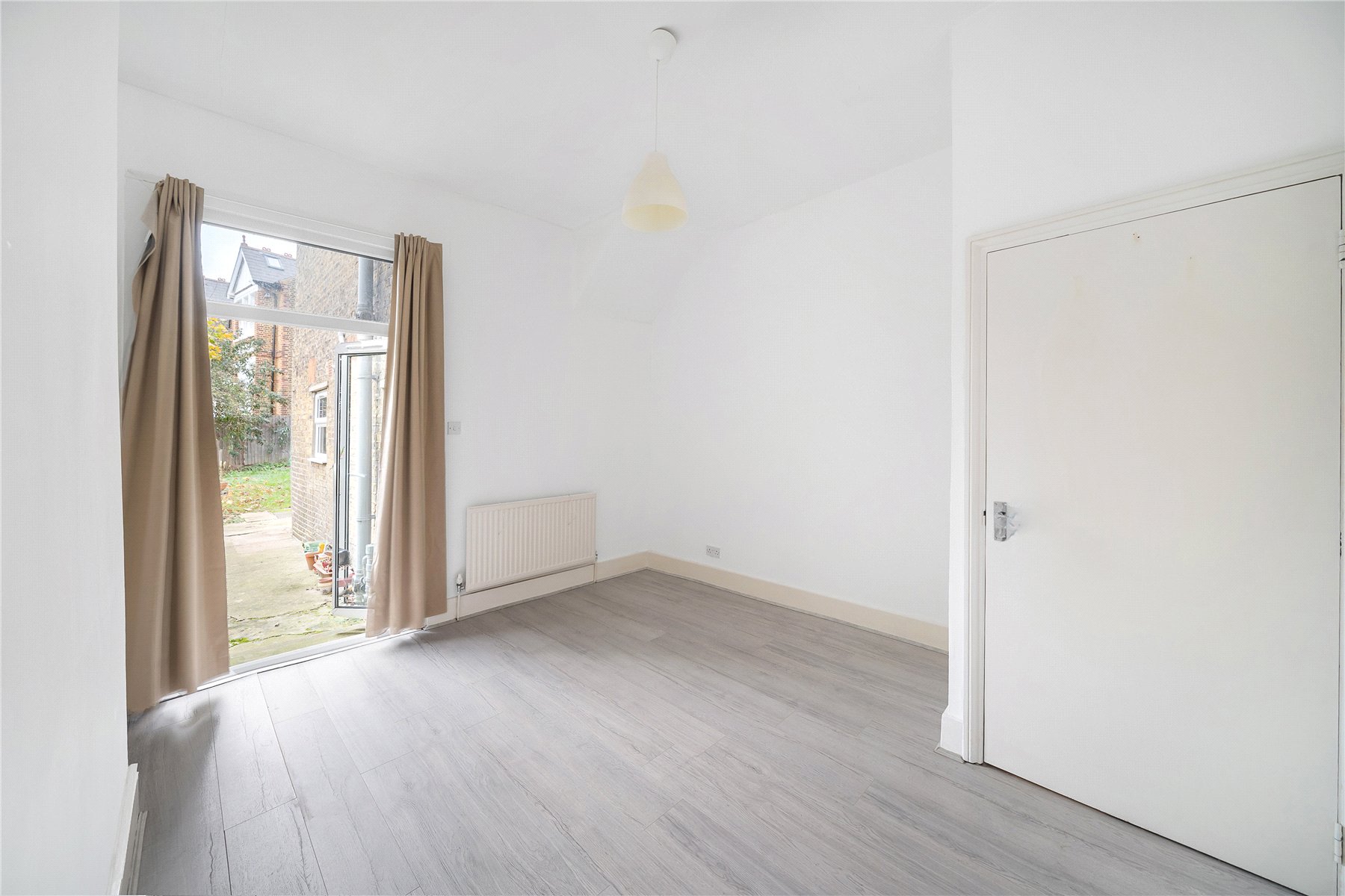 5 bedroom end terrace house for sale 0