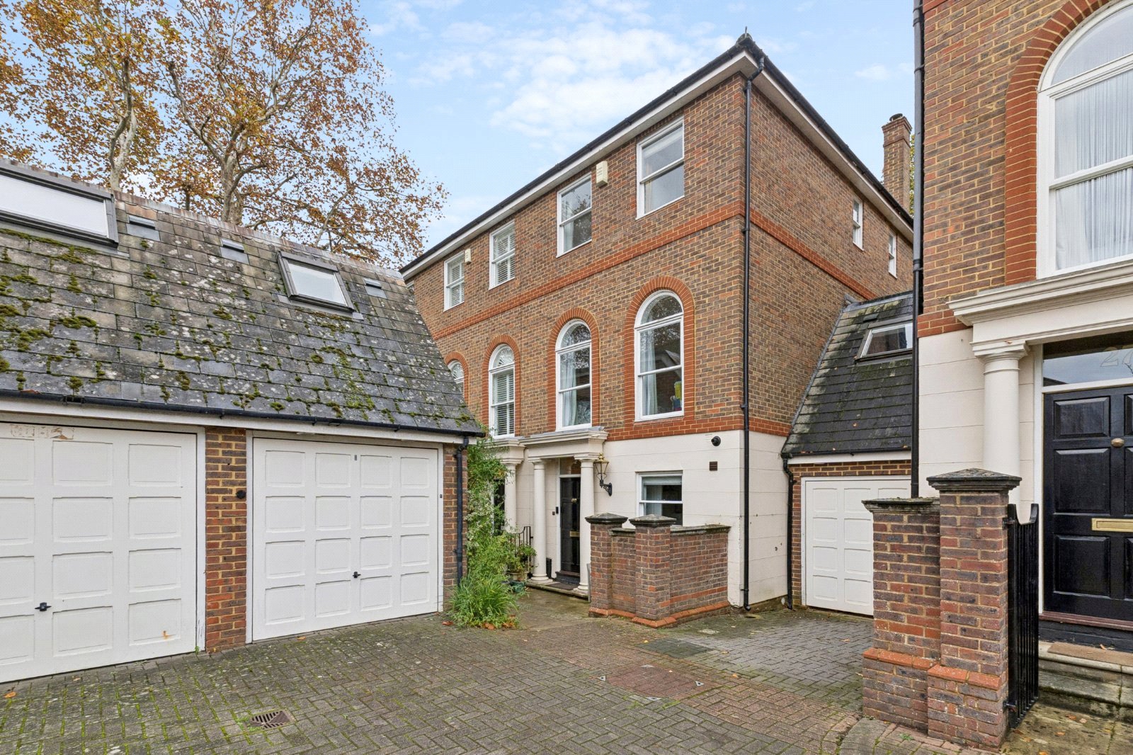 Best Coastal Towns to Buy Property in the UK