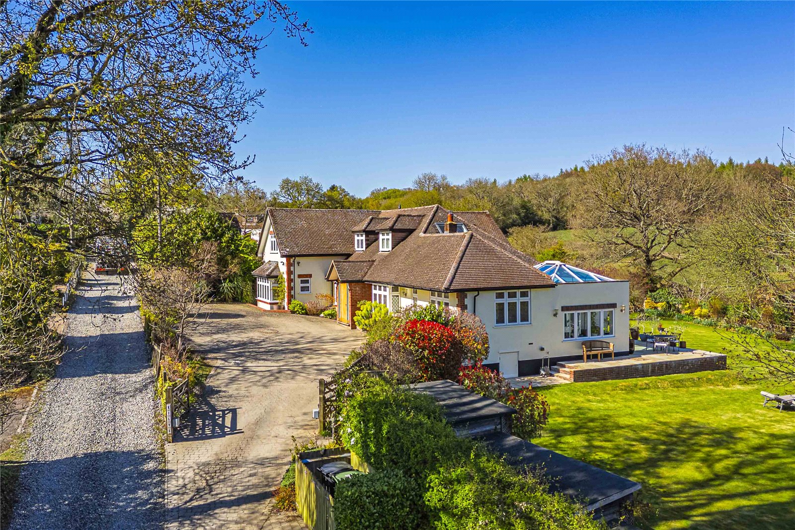 5 bedroom detached house for sale 0