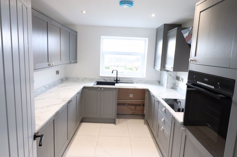 23, Norton Hall Close, Stoke-On-Trent photo 4