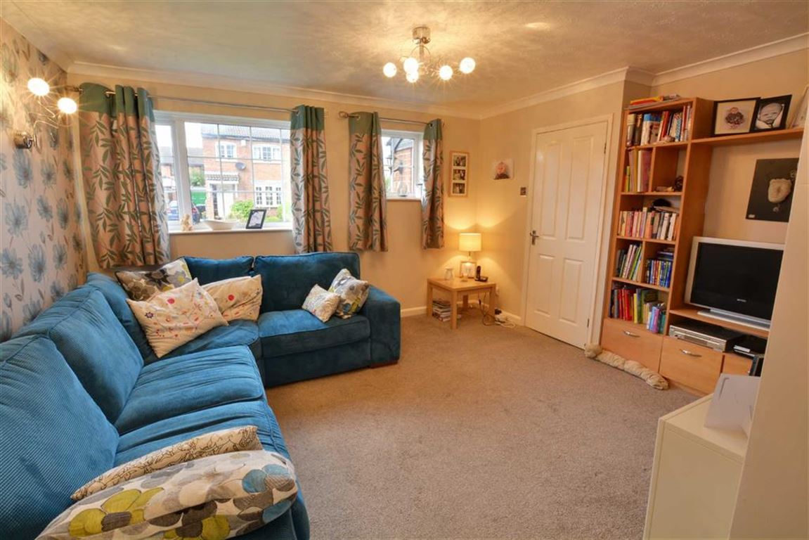 Free property report 44 Ebor Mount, Kippax, Leeds, LS25 7PA Chimnie