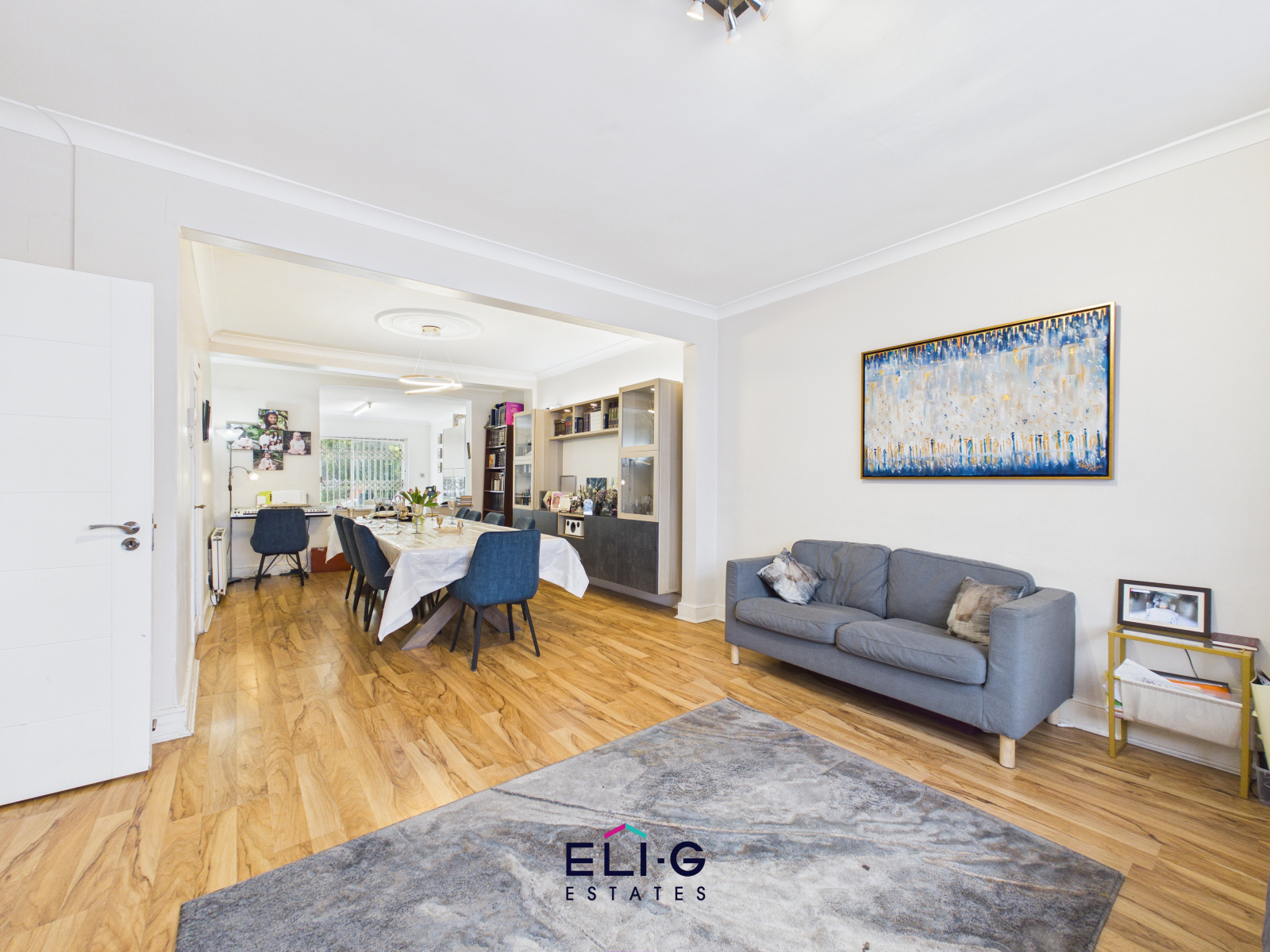 18 Princes Park Avenue, London photo 4