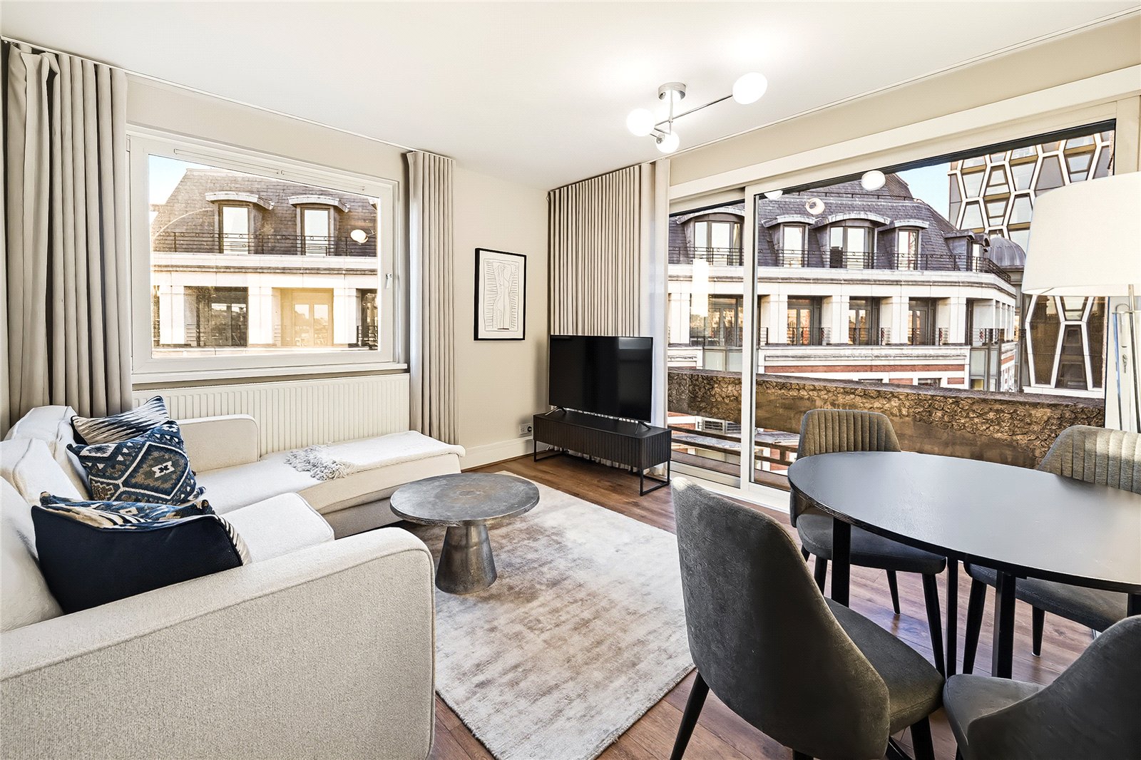 Flat 30,, Luke House, London photo 2