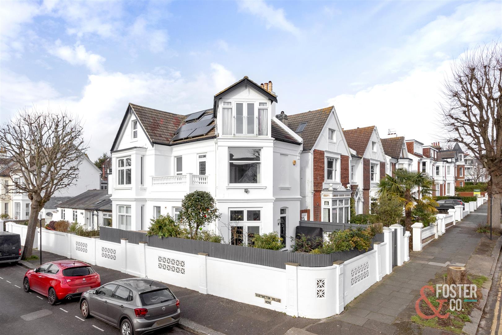 5 bedroom detached house for sale 0