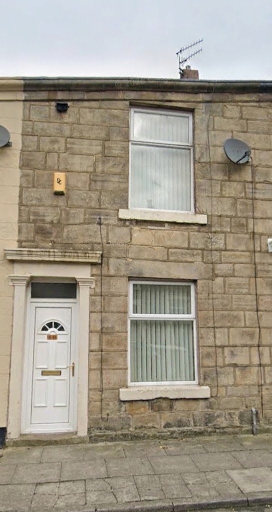 46, Gillibrand Street, Darwen photo 2