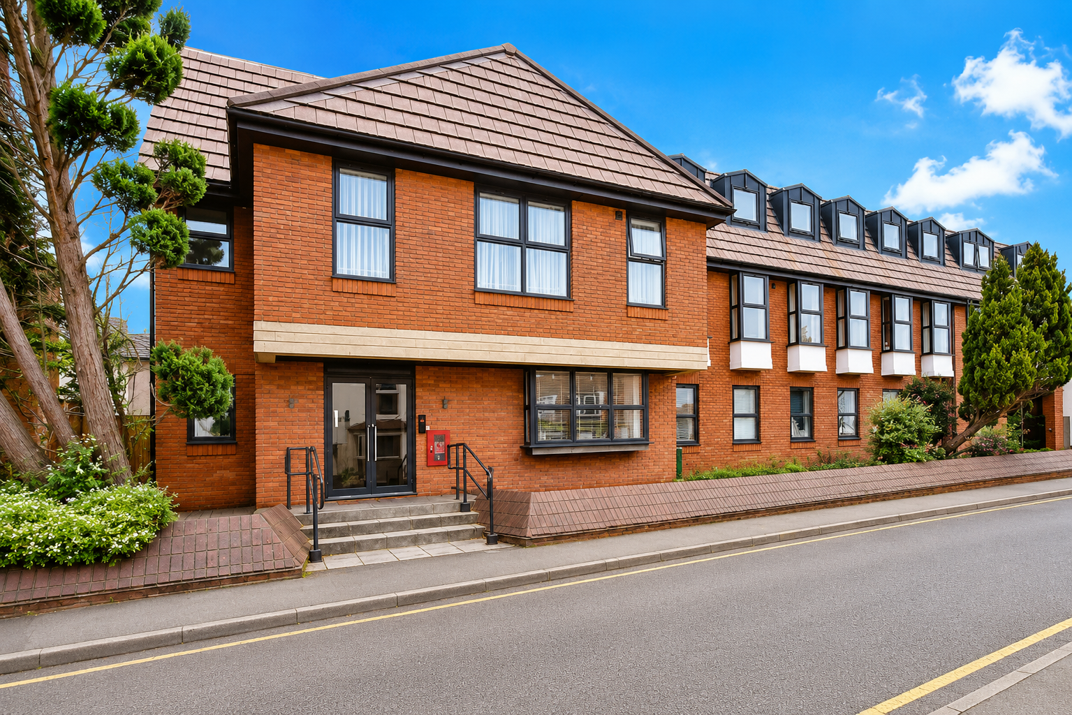 12, 4 Pearl House, Rayleigh photo 2
