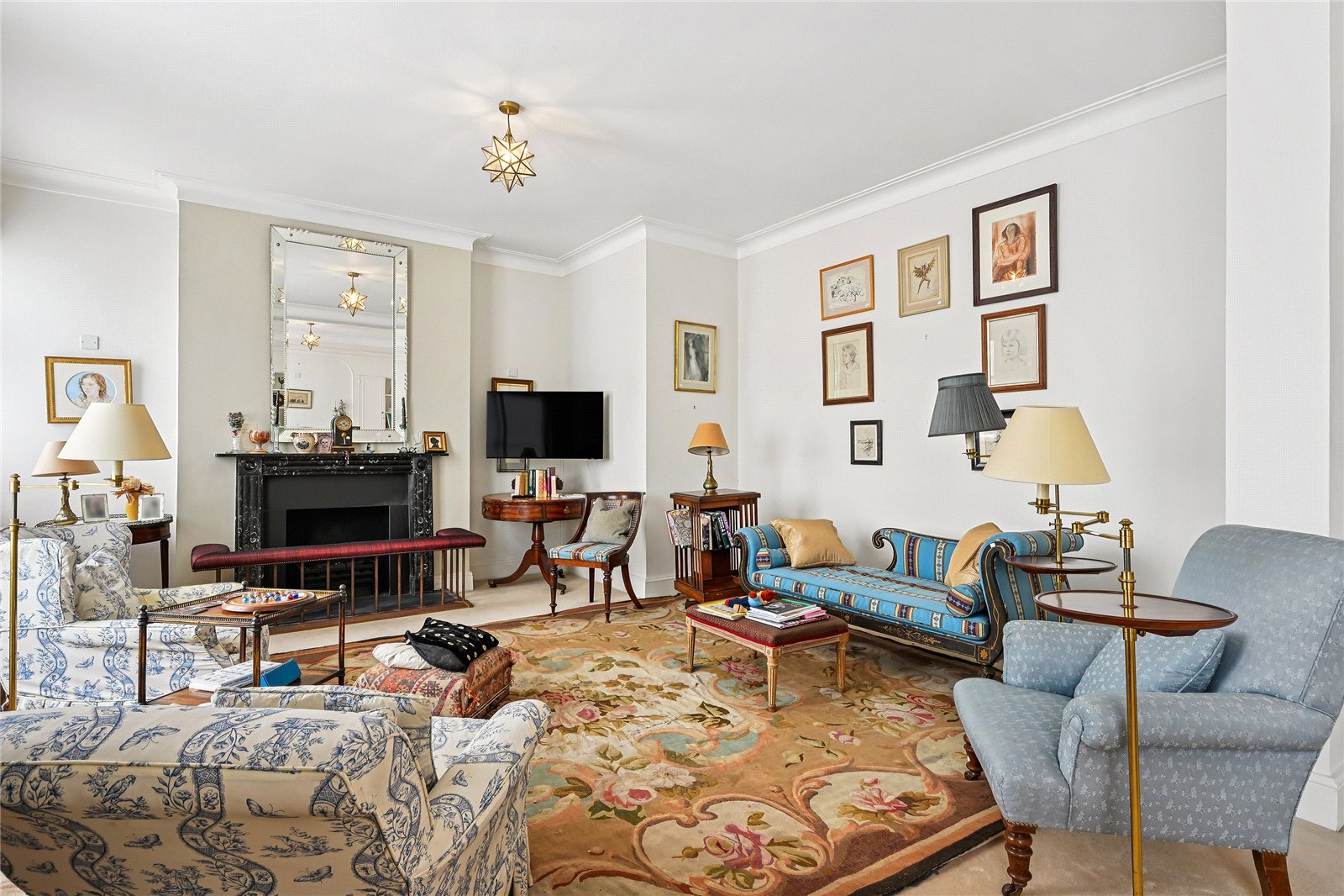 4 bedroom flat for sale 0