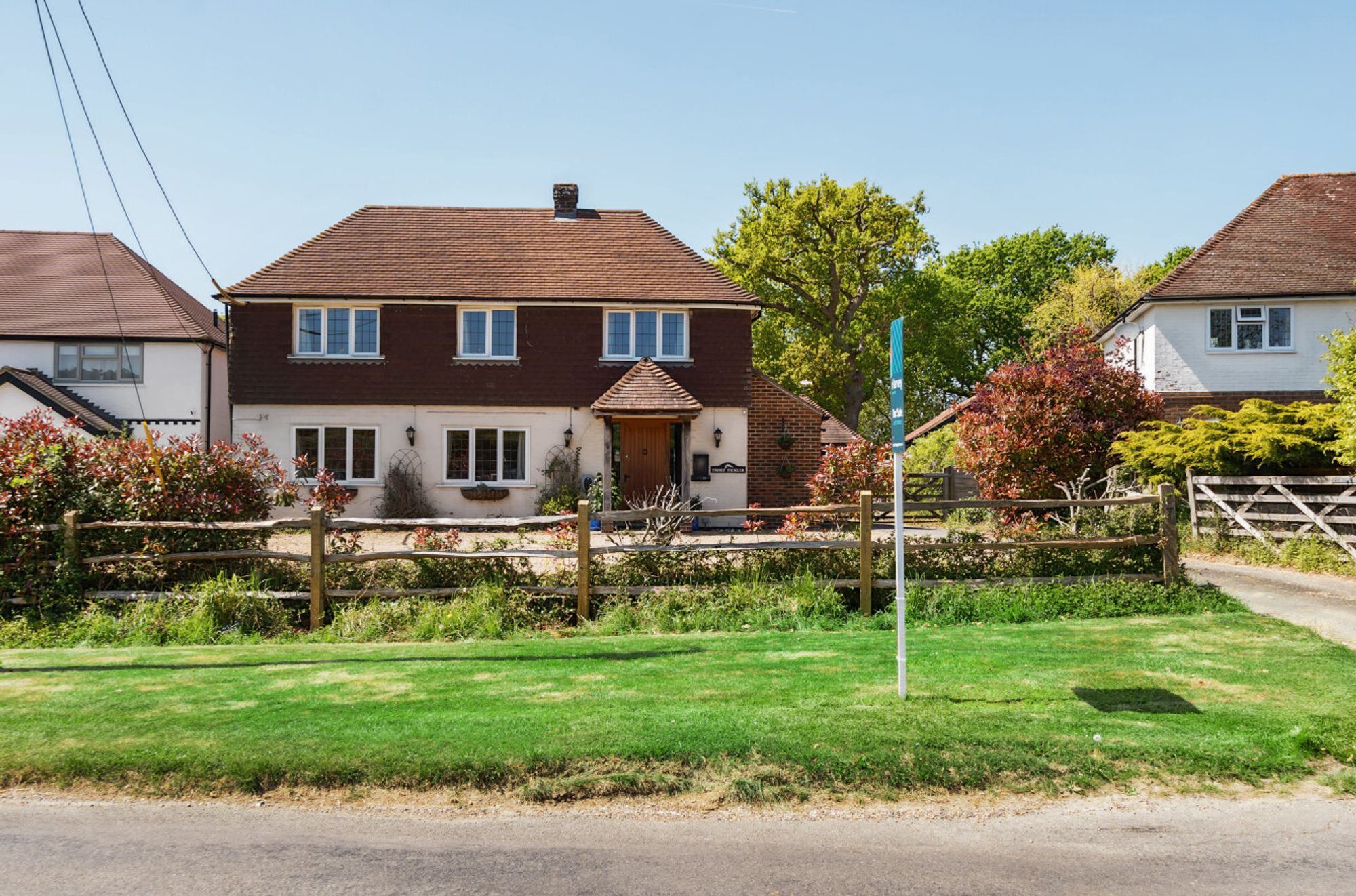 4 bedroom bungalow for sale