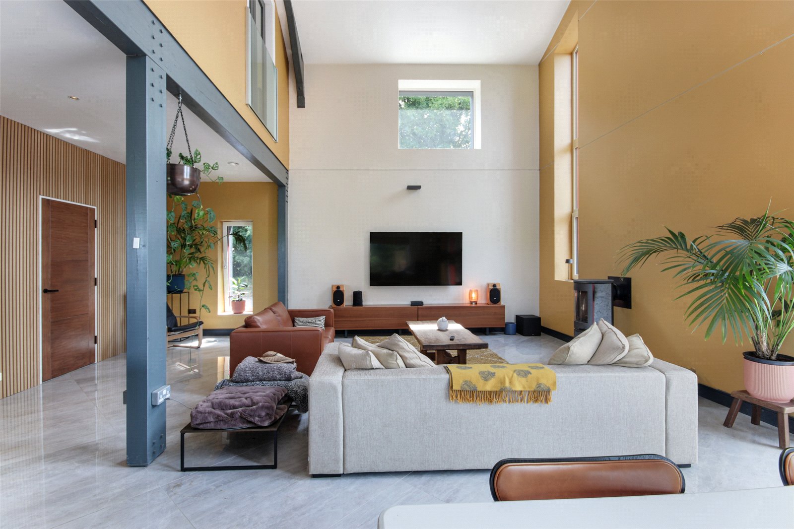 3 bedroom detached house for sale 0