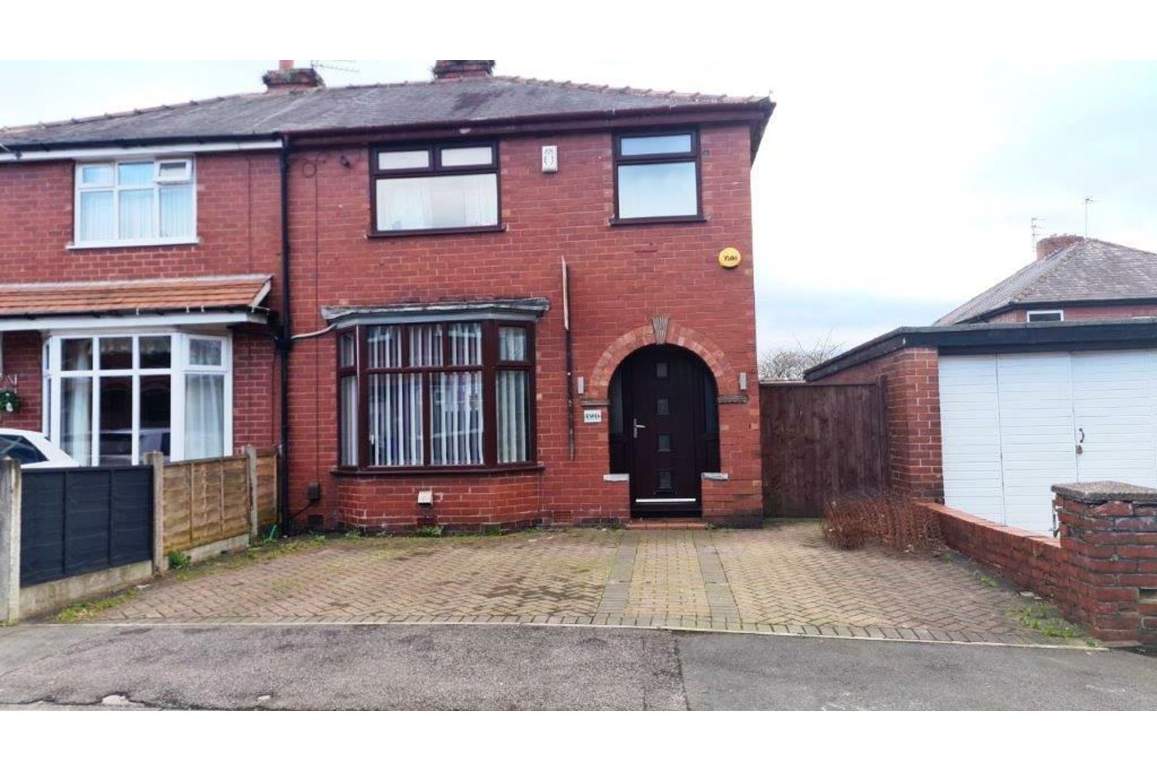 2, Wordsworth Avenue, Manchester photo 2