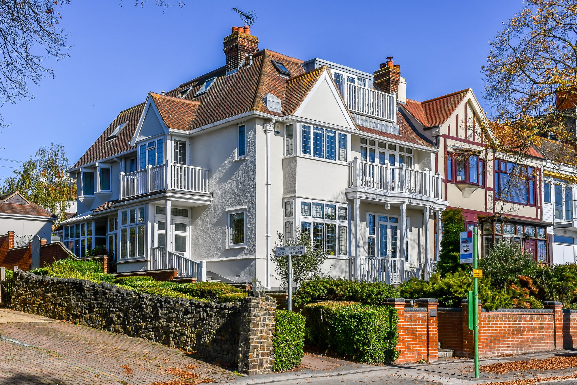 Free property report 57 Grand Parade, Leighonsea, SS9 1DT Chimnie