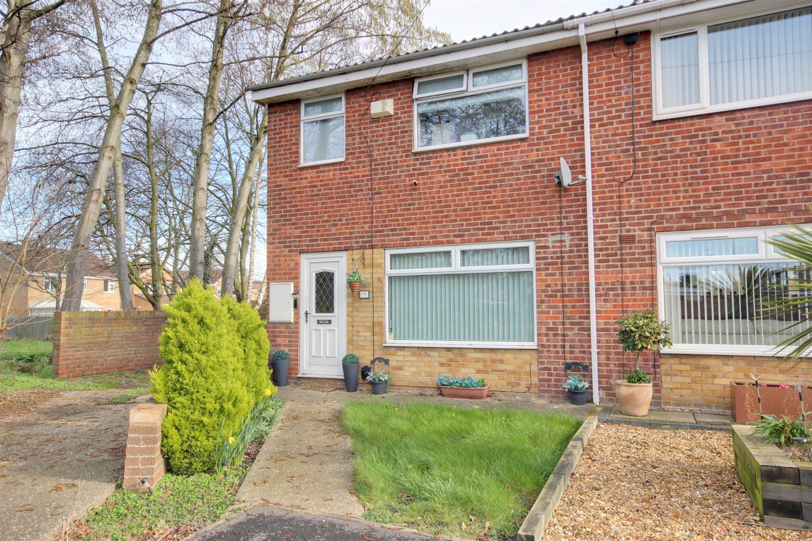 46, Grove Park, Beverley photo 4