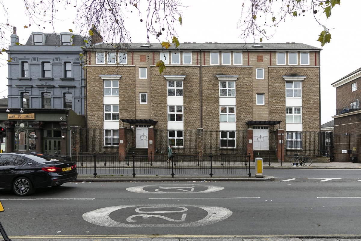 Richmond Court, 63 Melville Place, London photo 2