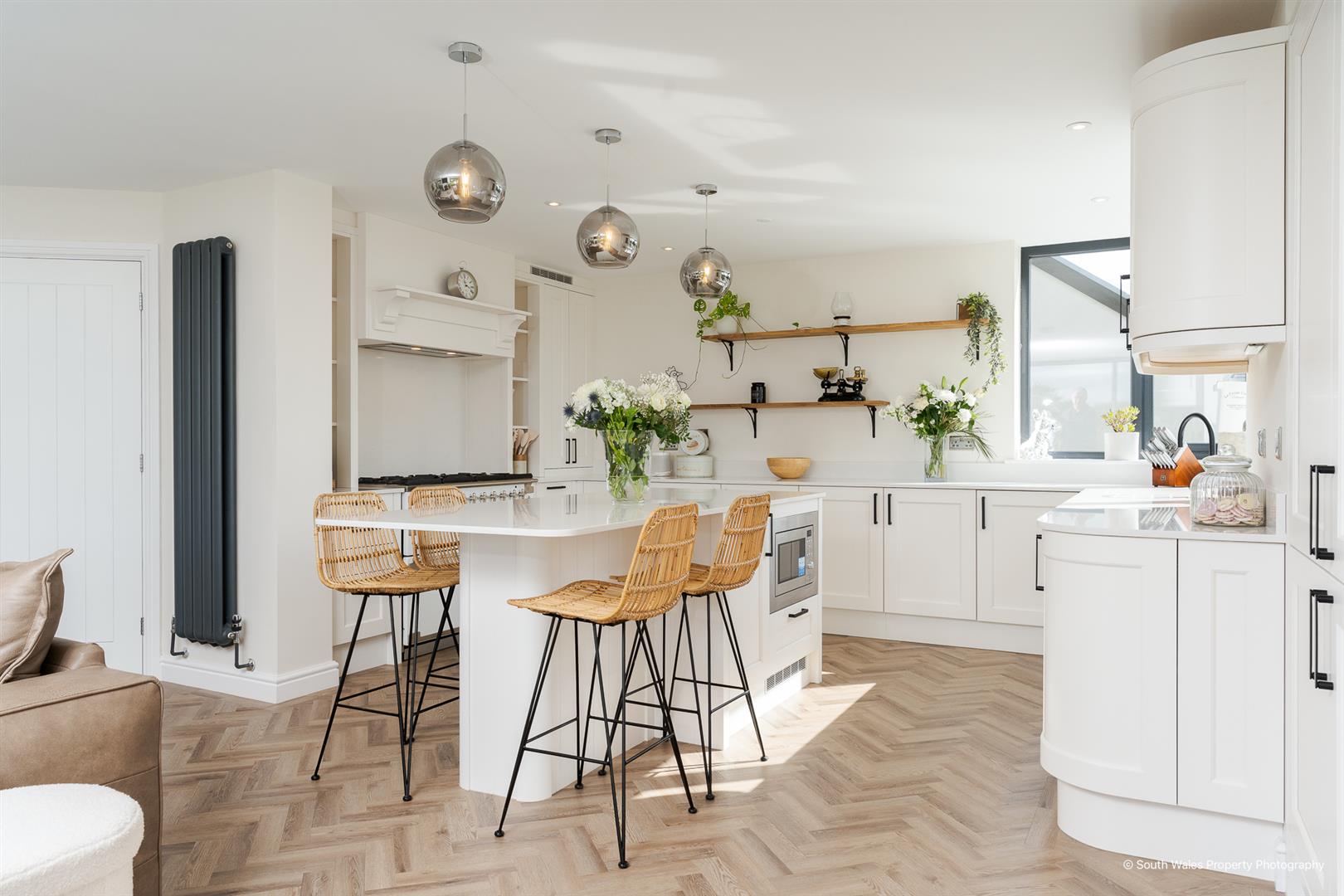 5 bedroom detached house for sale 0