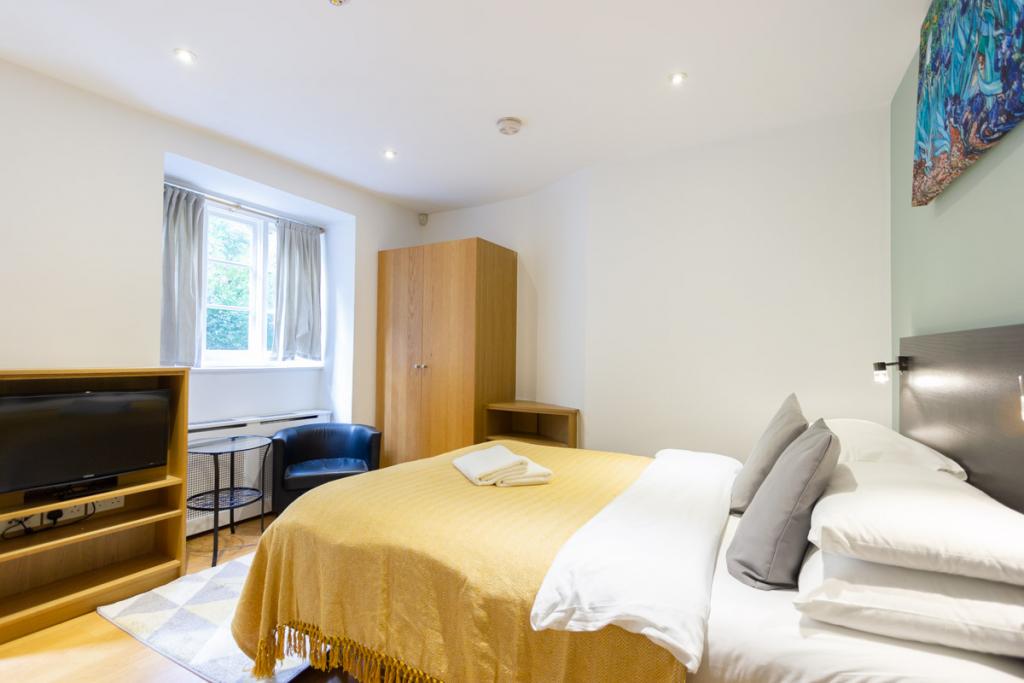 Flat 4, 40-41 Cartwright Gardens, Bloomsbury photo 2