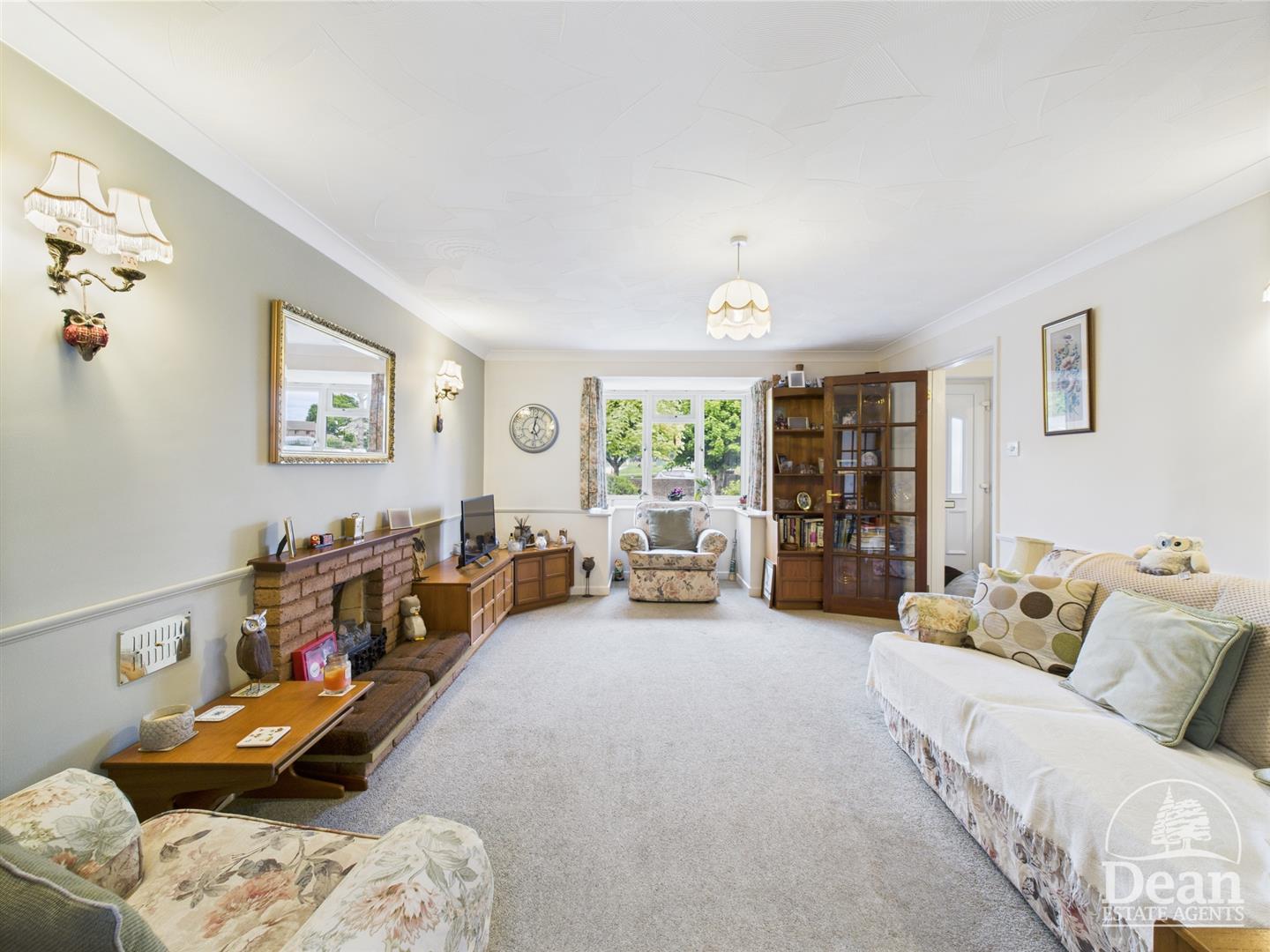 Woodlea, Bailey Hill, Lydney photo 4
