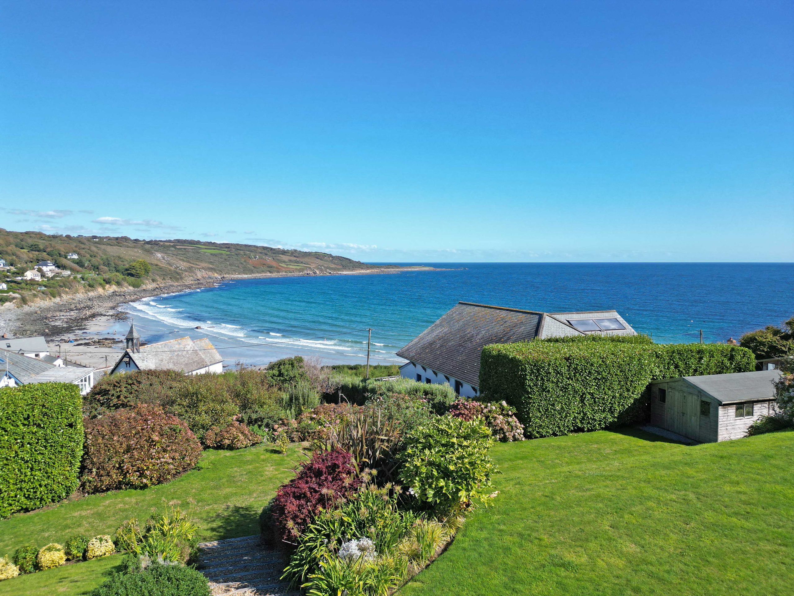 4 bedroom detached house for sale 0