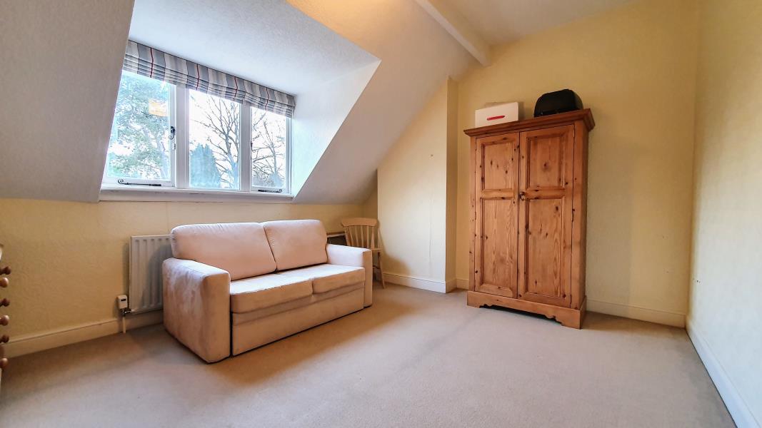 Photos of Green Road, Olton, Solihull B92 60893290