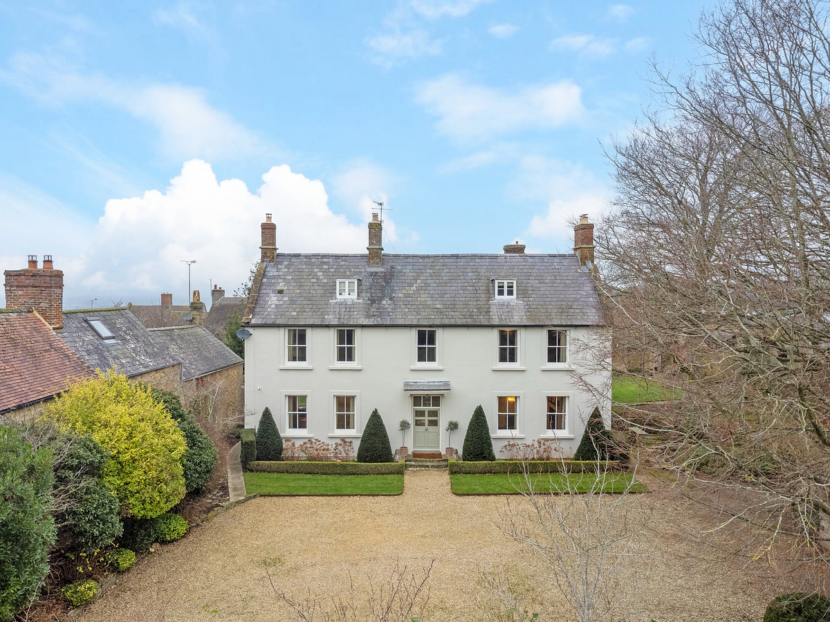 What Makes a Property Unmortgageable in the UK?