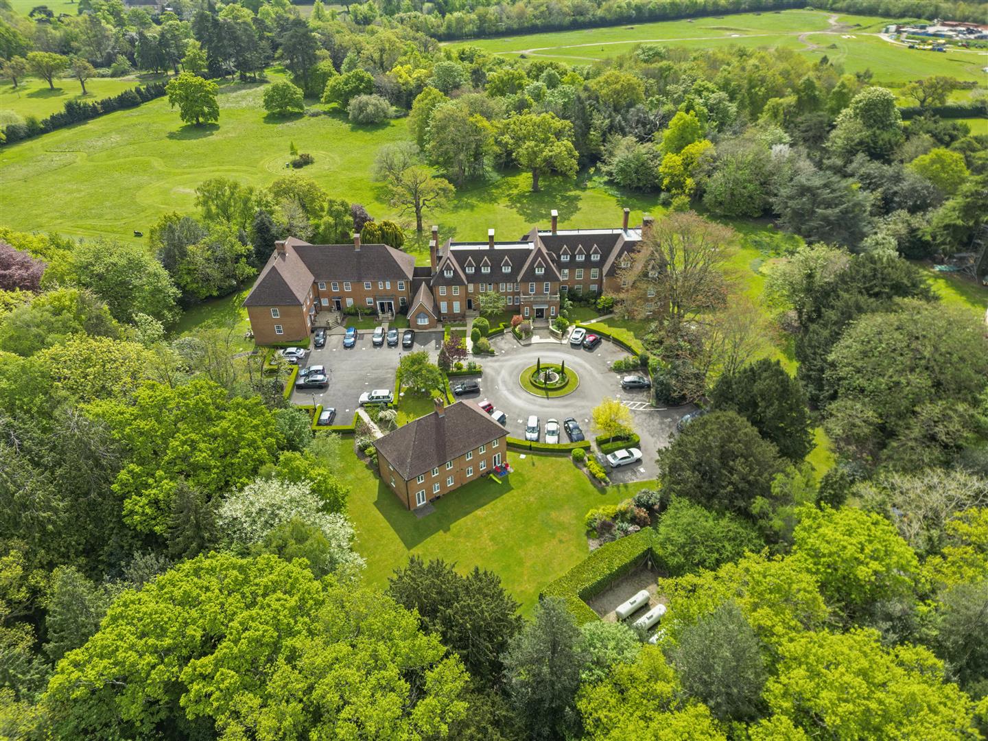21 Lady Yorke Park, Seven Hills Road, Iver photo 4