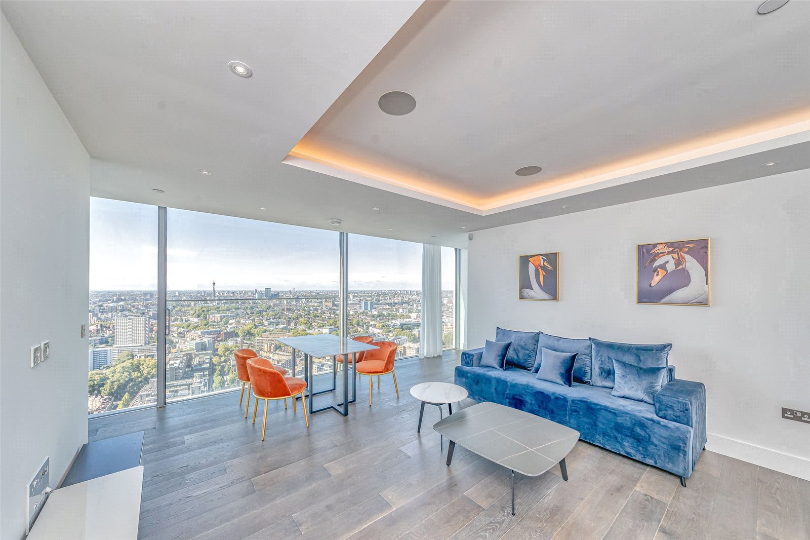 92025, Valencia Tower, London photo 2