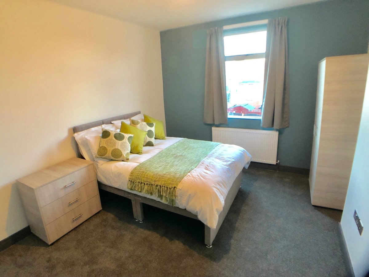 151 Dodworth Road, Barnsley photo 4
