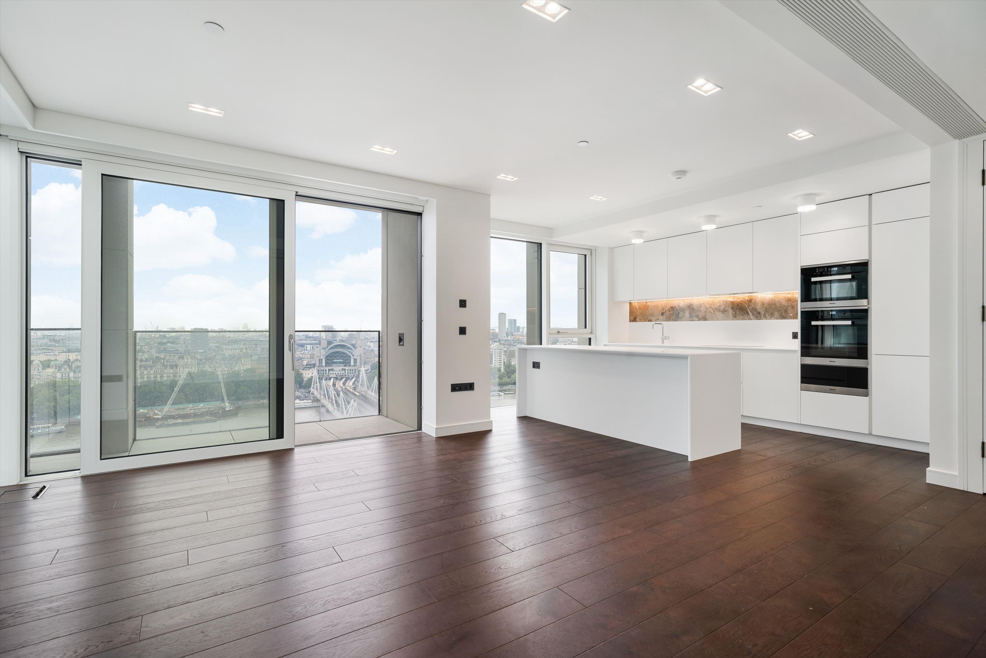 3 bedroom flat for sale 0