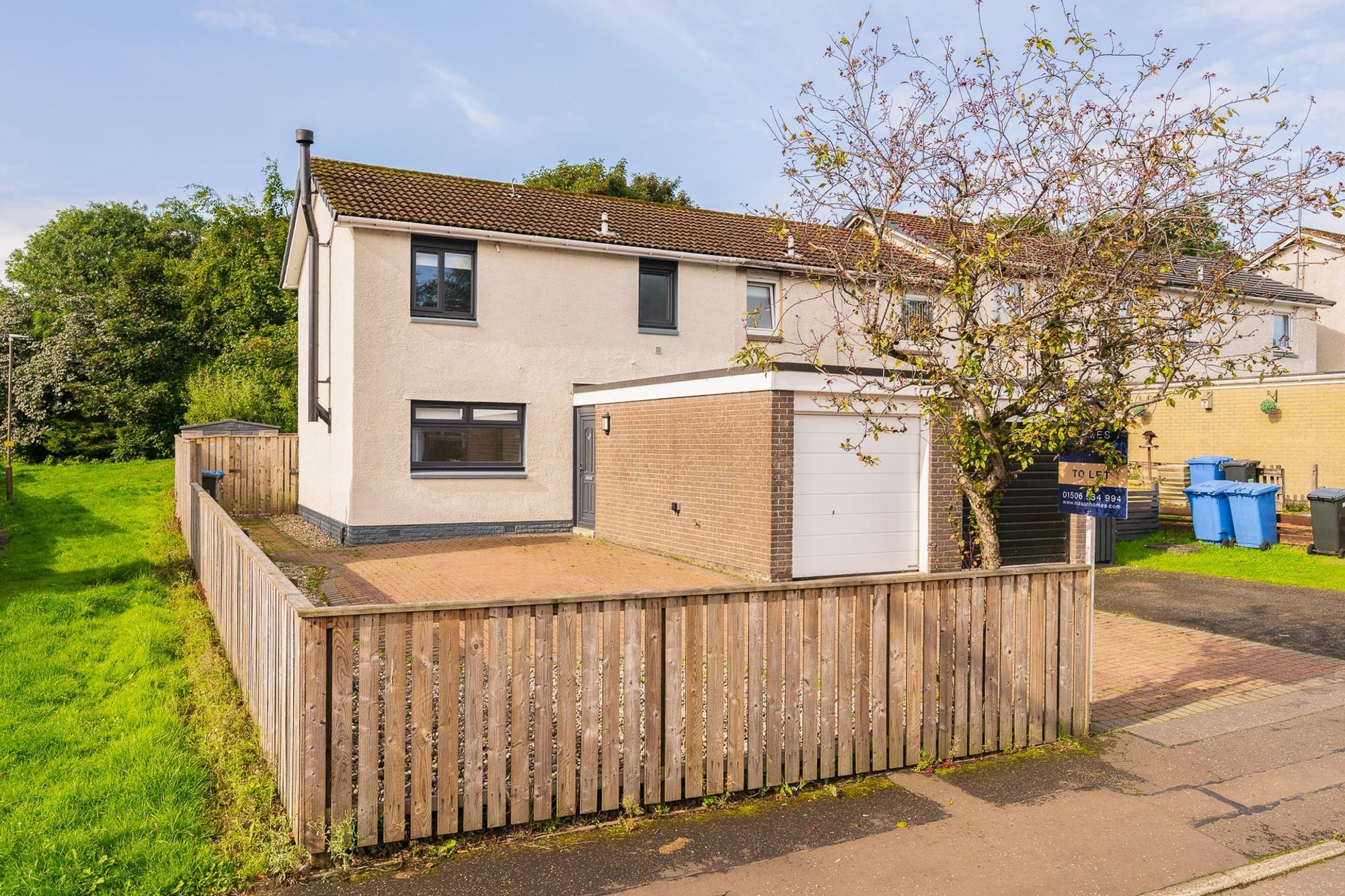 53 Camps Rigg, Livingston photo 2