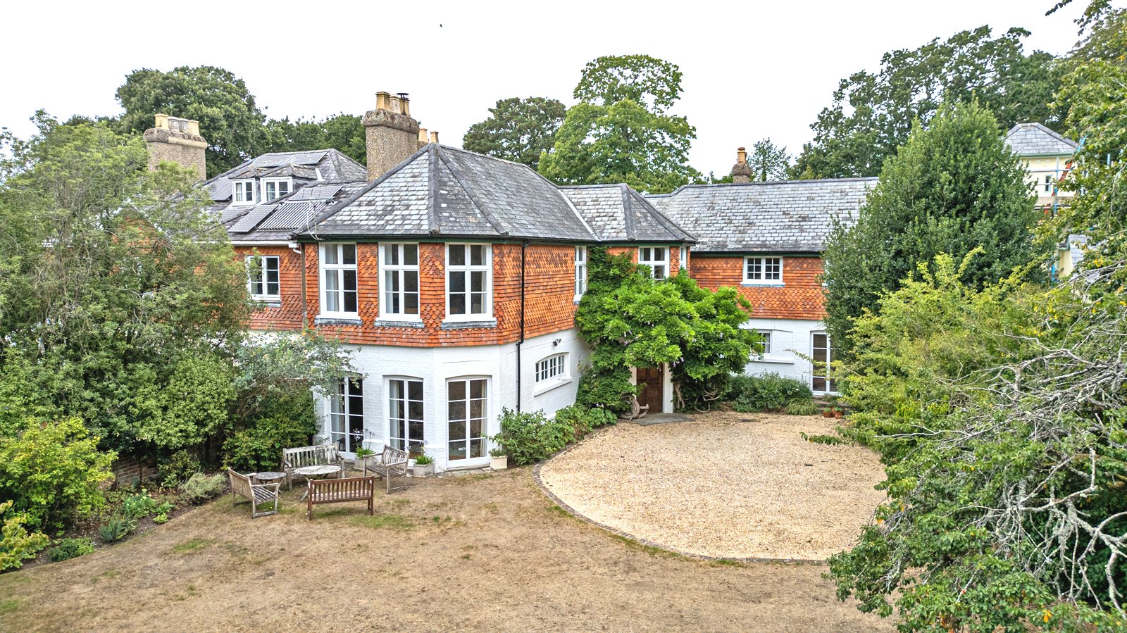 4 bedroom terraced house for sale 0