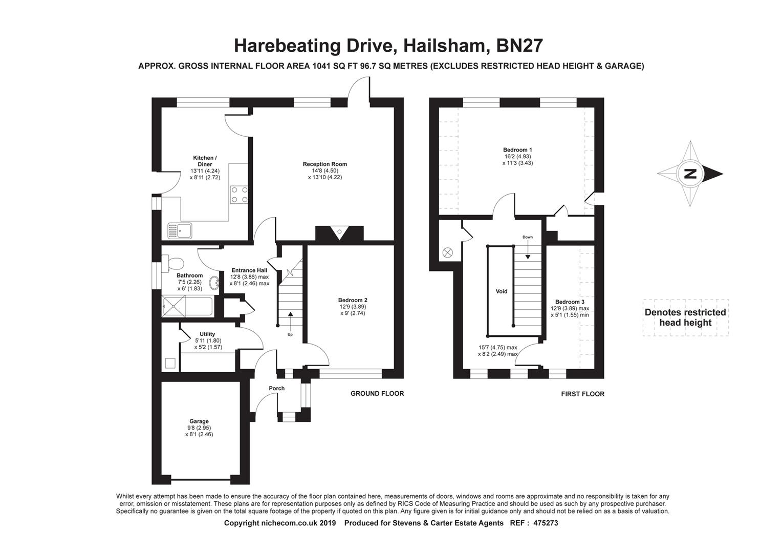 3 Bedrooms Detached house for sale in Harebeating Drive, Hailsham BN27